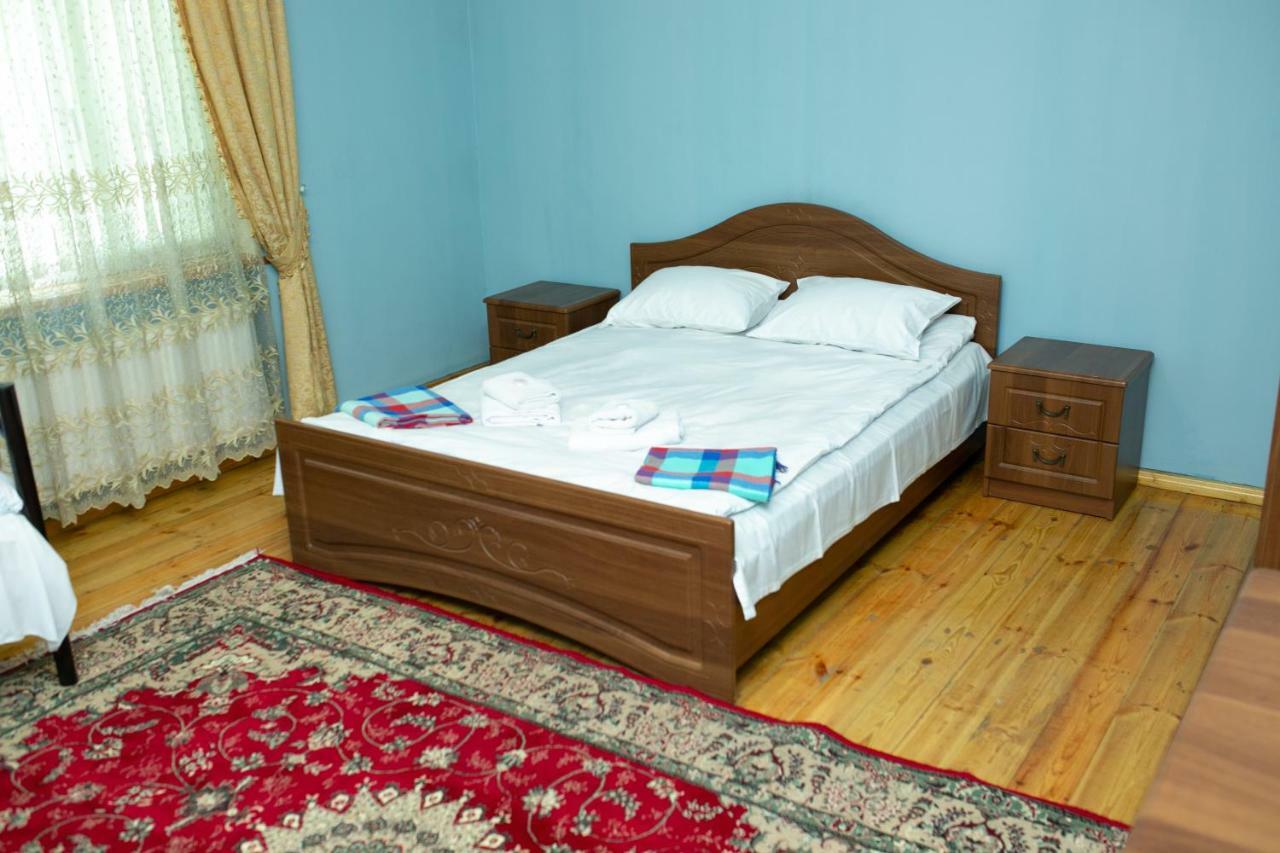 Khurma Hostel Ganja Extérieur photo